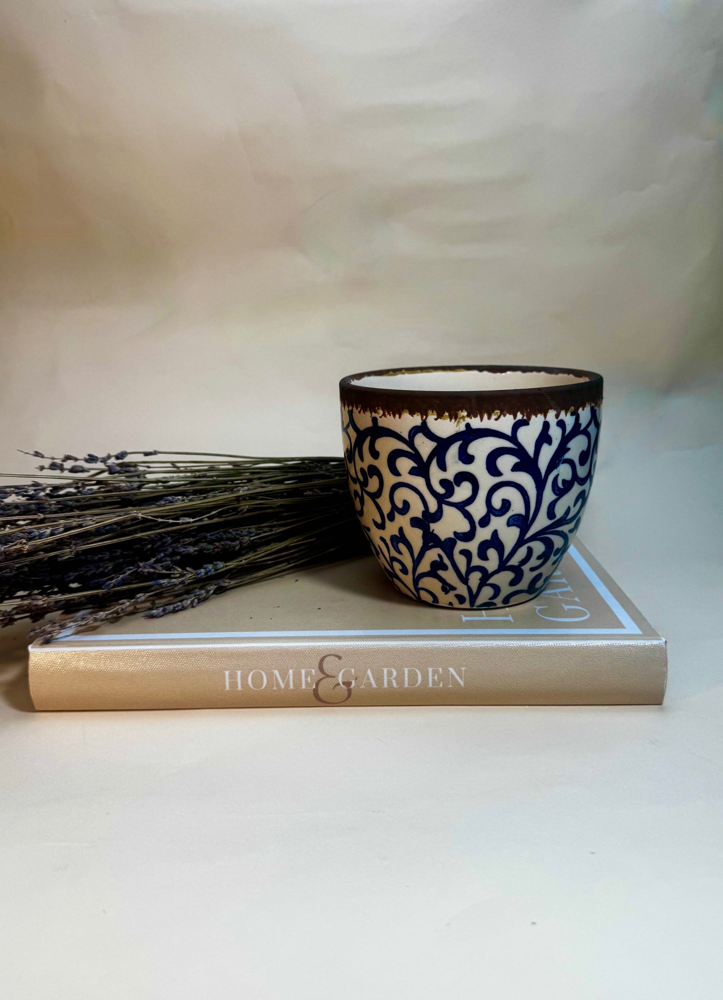 Set of 2 Damascus Pottery Planters