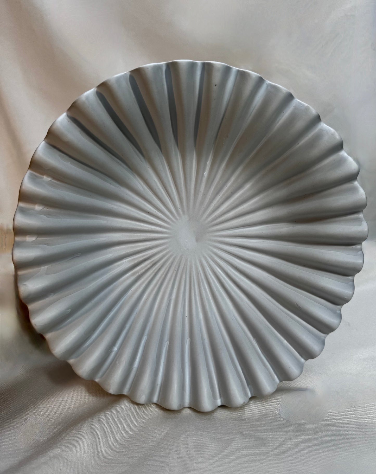 Fluted Modern Deco Bowl