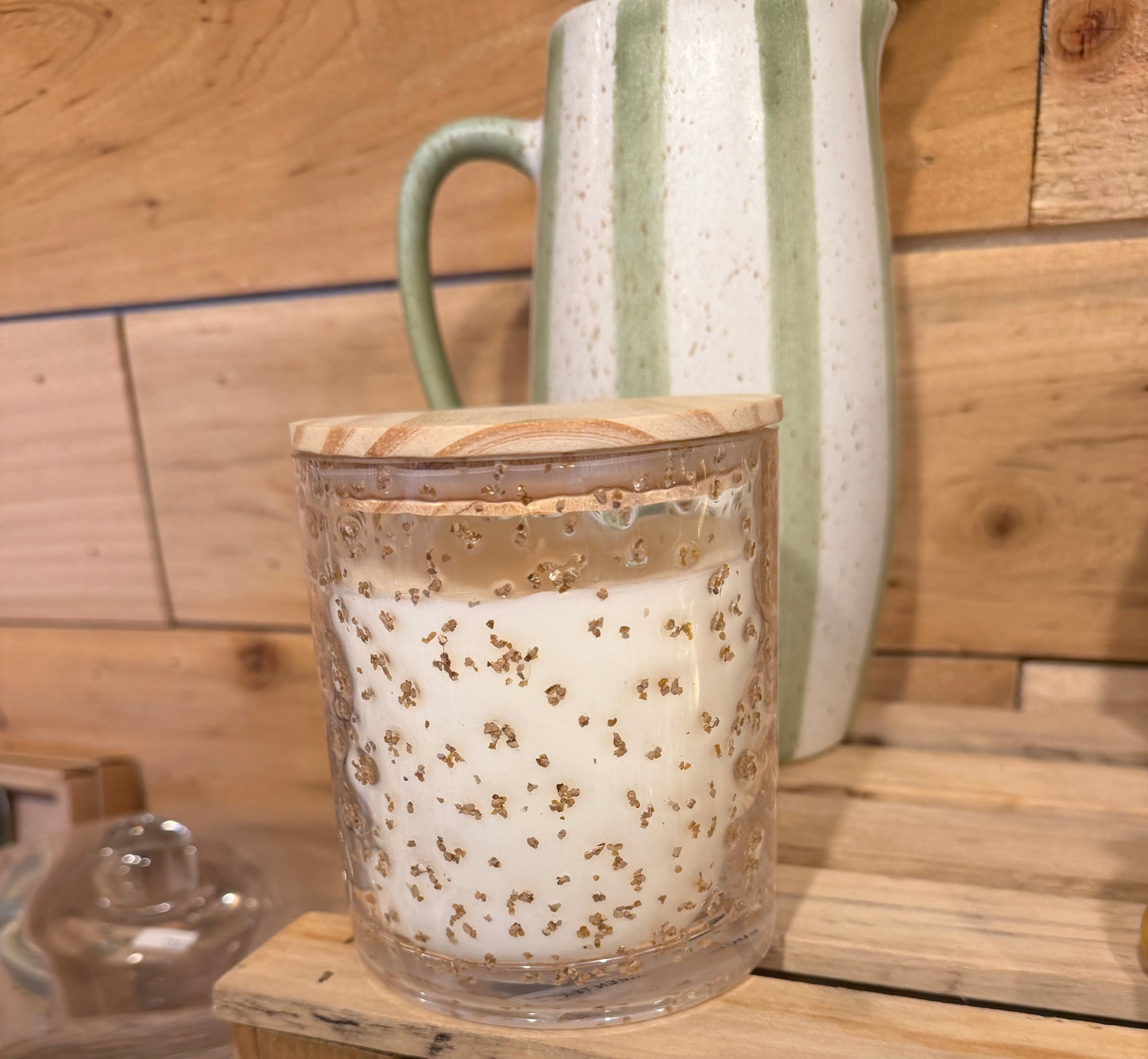 18 oz Gold Flex Terrain Candle With Wood Lid